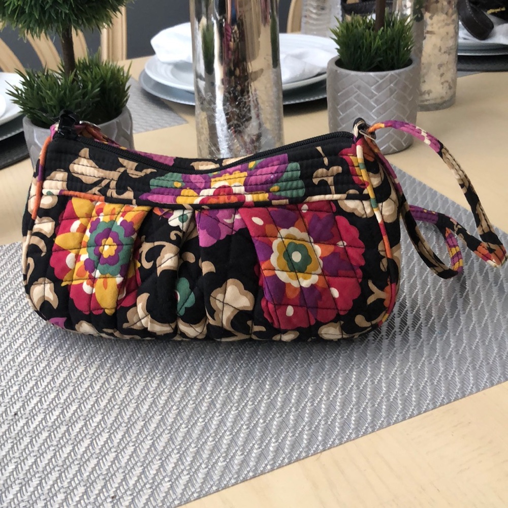 Vera Bradley hand bag